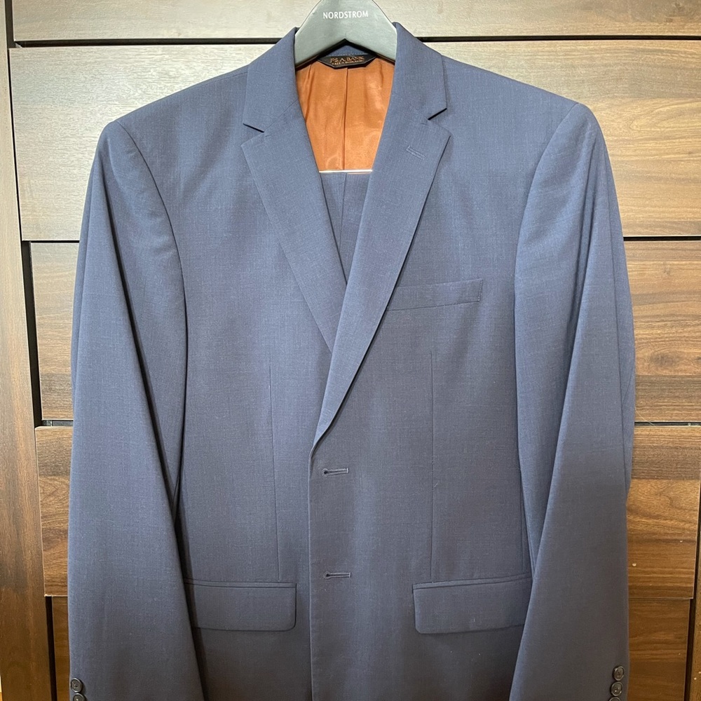 Joseph A Bank men’s grey suit